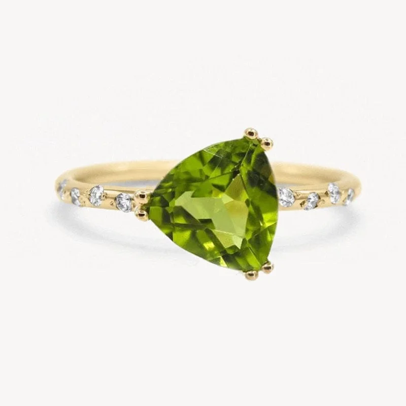 Women’s rings with aventurine for green luck -Starry Peridot Trillion Ring