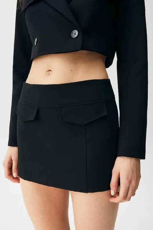 Tiered Dresses for Voluminous -Black Mini Skirt With Flap Detail