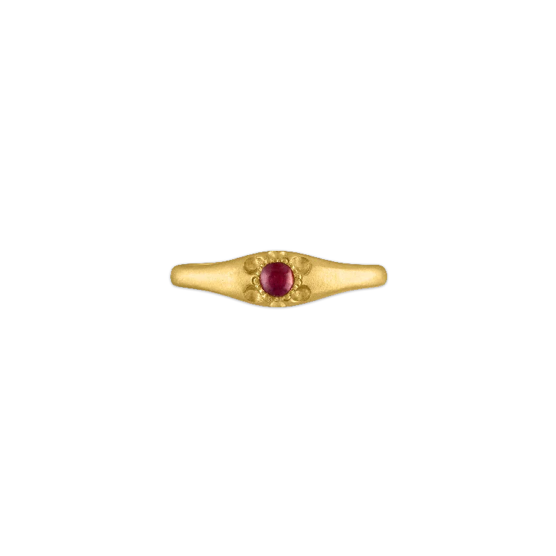 Women’s rings with faceted garnet for richness -Ruby Rosette Souvenir Ring