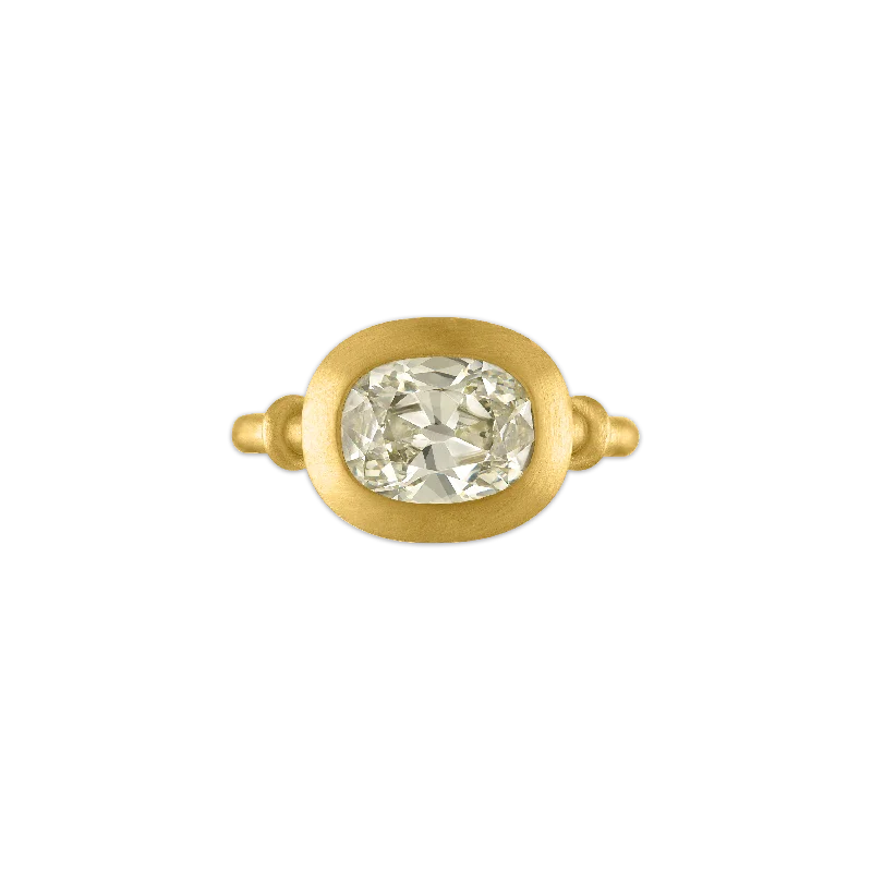 Women’s rings with citrine stones for warmth -Diamond Cushion Capsa Ring