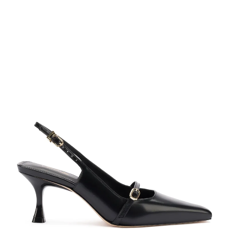 Dress shoes for minimalist looks stay clean -Ines Pump In Black Leather