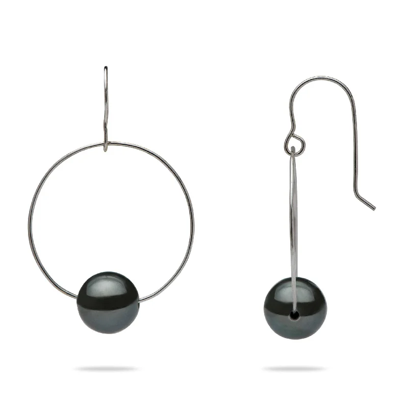 Best hoop earrings with geometric shapes for a modern and artistic appeal-Tahitian Black Pearl Earrings in White Gold - 9-10mm